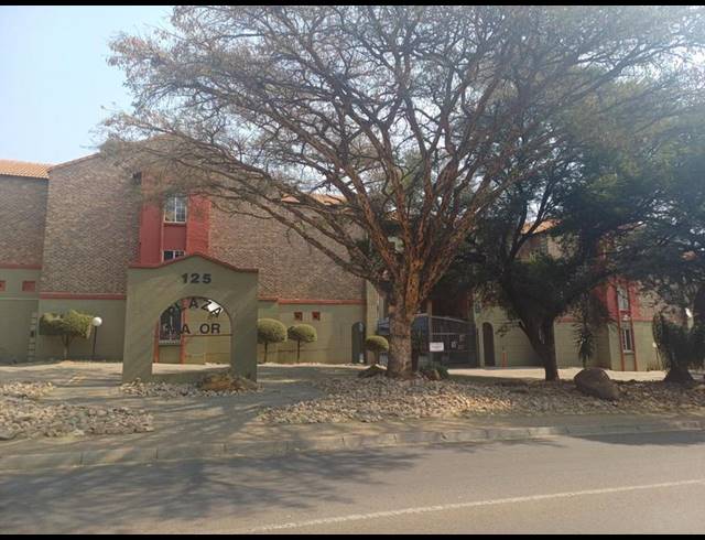 2 BEDROOM APARTMENT FOR SALE IN AMBERFIELD